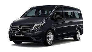 Bus Mercedes czarny z boku